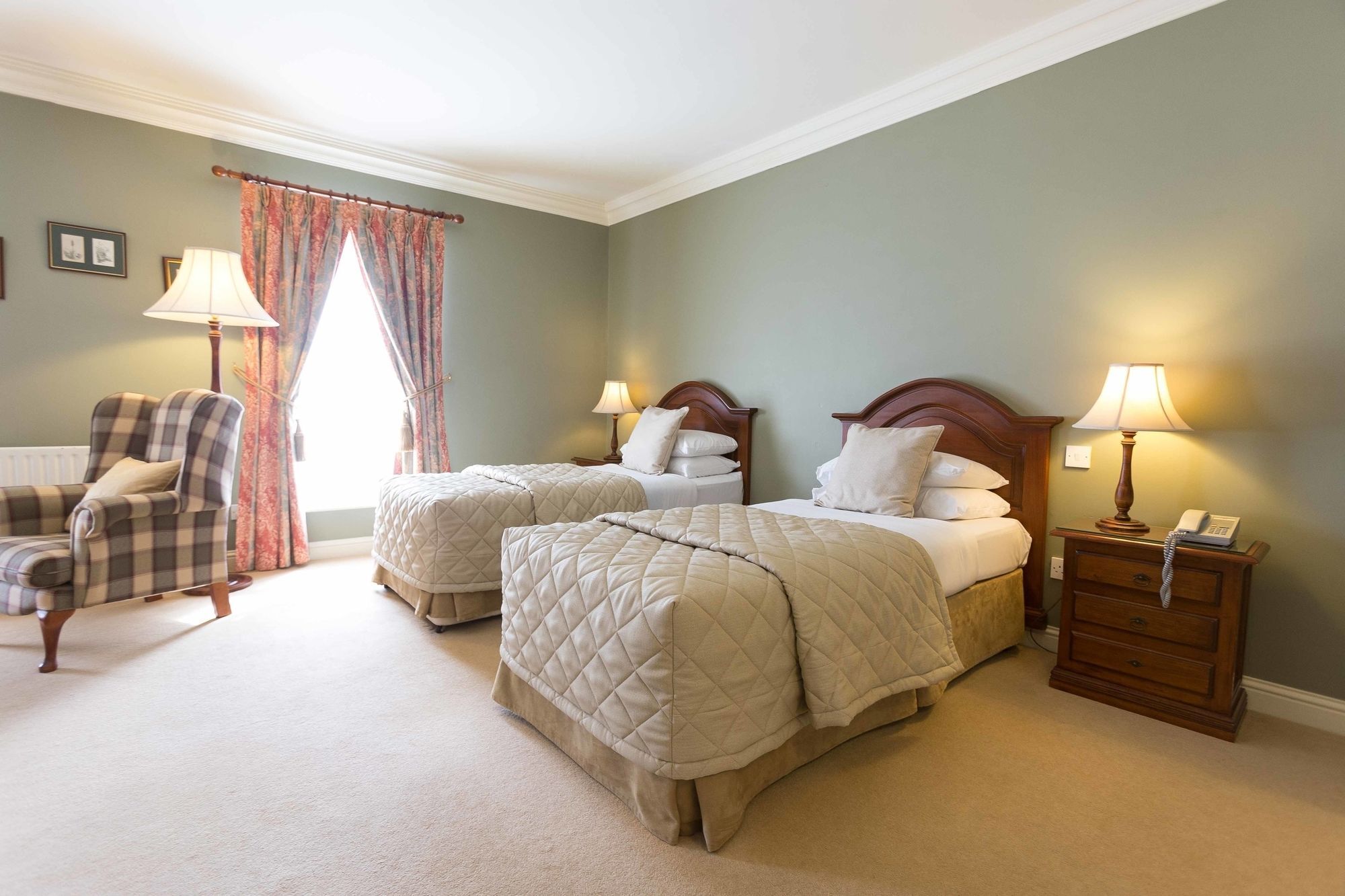 Sheedy'S Boutique Hotel ลิสดูนวาร์นา ภายนอก รูปภาพ